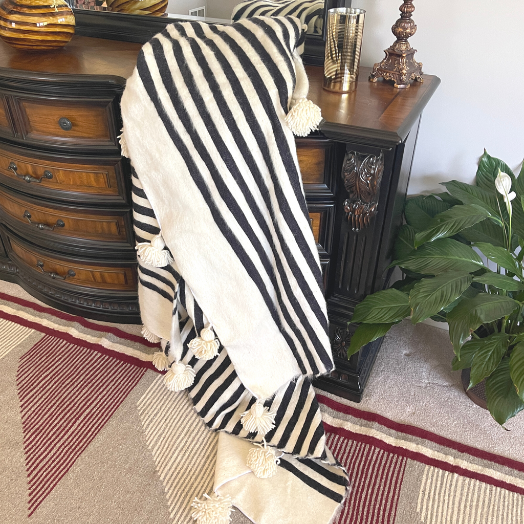 Moroccan Wool Blanket: Hand-Woven, Off-White With Stripes - 118"x78