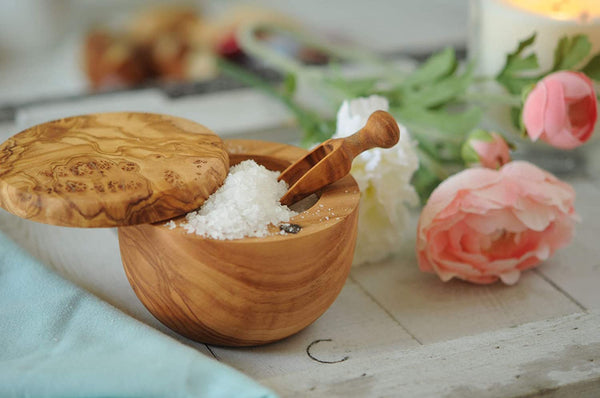 BeldiNest Olive Wood Salt or Spice Box with Swivel Cover Cellar